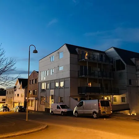 Parken Terrasse Leilighetshoteller Kopervik
