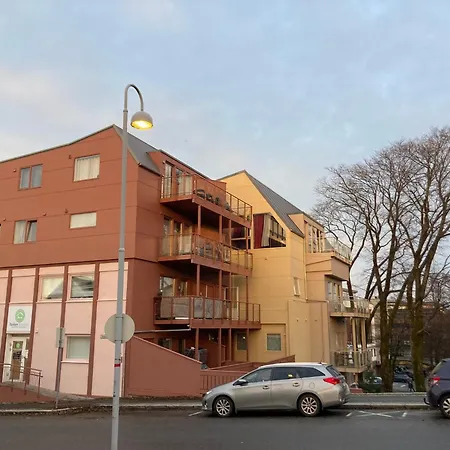 Parken Terrasse Lägenhetshotell Kopervik